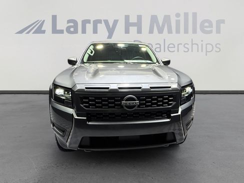 New 2026 Nissan Frontier SV w/ Tow Package AWD/4WD image 8