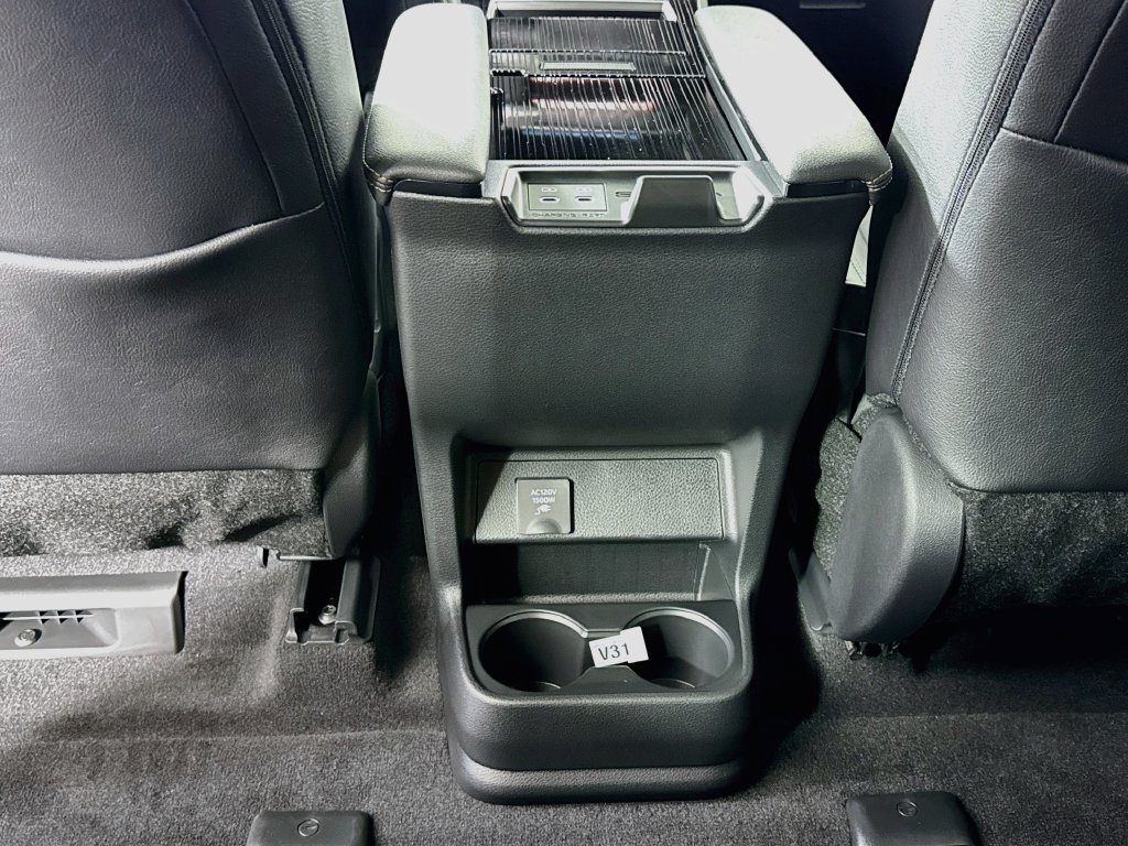 New 2026 Toyota Sienna XLE Woodland Edition AWD/4WD image 26