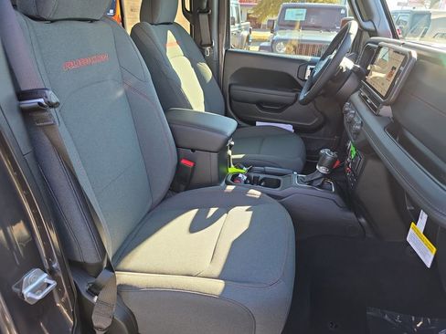 New 2026 Jeep Gladiator Rubicon w/ Safety Group image 39