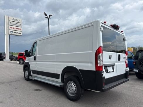 Used 2025 RAM ProMaster 2500 w/ U-Haul Equipment Group FWD image 5