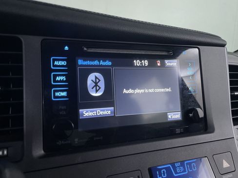 Used 2017 Toyota Sienna XLE Premium AWD/4WD image 14