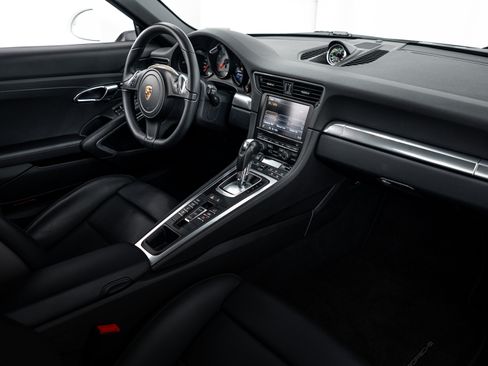 Used 2013 Porsche 911 Carrera 4S AWD/4WD image 12