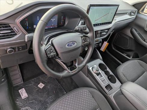 New 2025 Ford Escape Active w/ Tech Pack #1 image 3