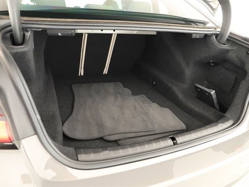 Used 2022 BMW 540i w/ M Sport Package image 29