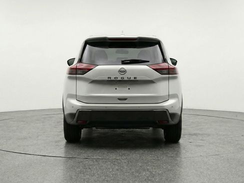 Used 2025 Nissan Rogue SV FWD image 7