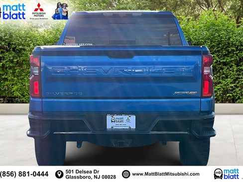 Used 2024 Chevrolet Silverado 1500 ZR2 image 5