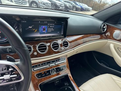 Used 2019 Mercedes-Benz E 450 4MATIC Wagon image 29