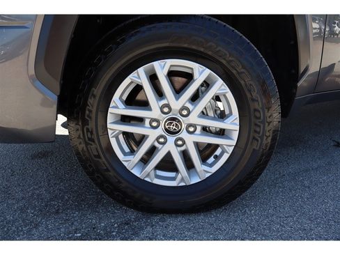 Used 2023 Toyota Tundra SR5 AWD/4WD image 43