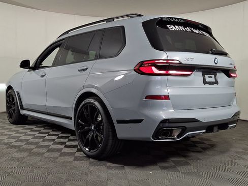 Used 2027 BMW X7 xDrive40i w/ M Sport Package AWD/4WD image 7