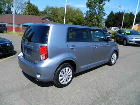 Used 2011 Scion xB Base 4dr Wagon 4A image 8
