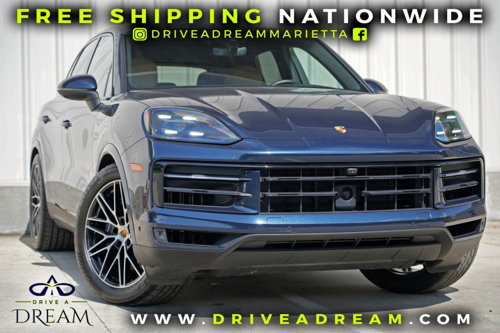 Used 2024 Porsche Cayenne AWD/4WD image 2