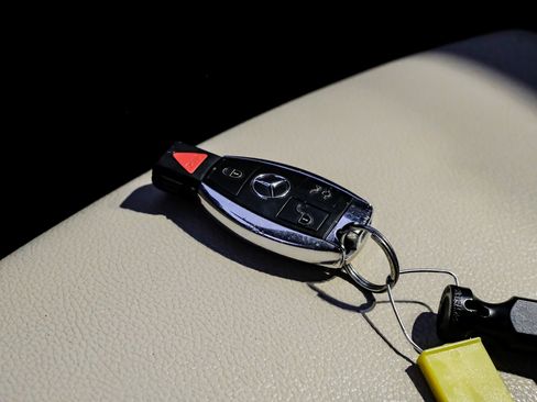 Used 2019 Mercedes-Benz GLA 250 w/ Convenience Package image 61