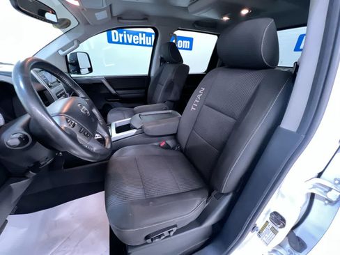 Used 2014 Nissan Titan PRO-4X AWD/4WD image 14