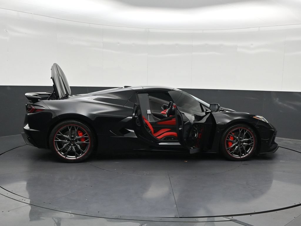 Used 2026 Chevrolet Corvette Stingray Premium Conv w/ Z51 Performance Package RWD image 32