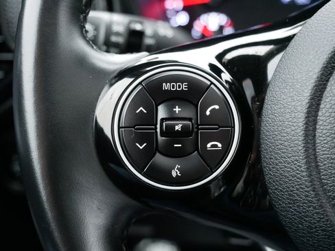 Certified 2022 Kia Soul EX image 31