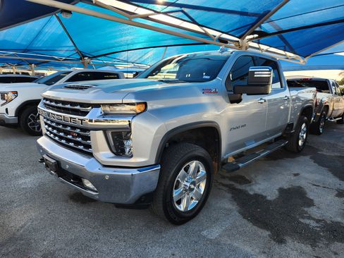 Used 2020 Chevrolet Silverado 2500 LTZ w/ LTZ Premium Package image 2
