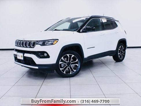 Used 2024 Jeep Compass Limited image 1