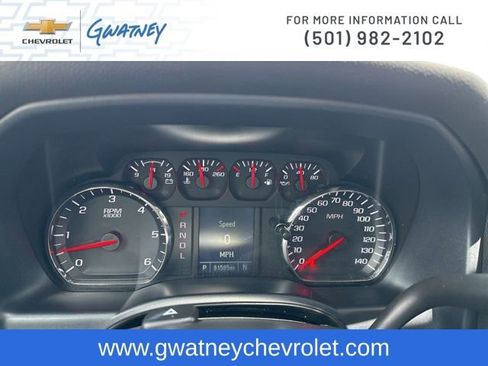 Used 2018 Chevrolet Silverado 1500 Custom w/ Custom Value Package RWD image 15