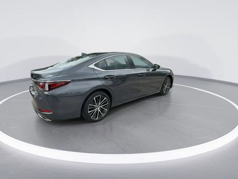 Used 2025 Lexus ES 350 w/ Premium Package FWD image 8