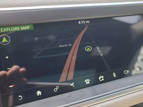 Used 2020 Land Rover Range Rover Evoque S image 9