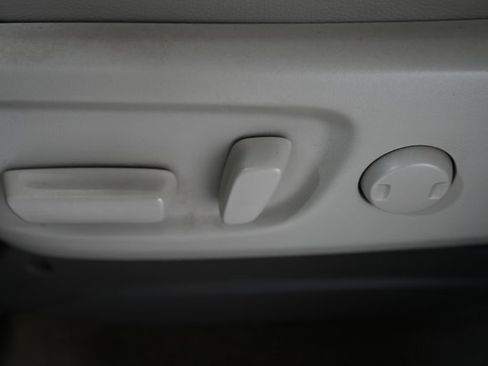 Used 2018 Toyota Sienna XLE Premium image 28