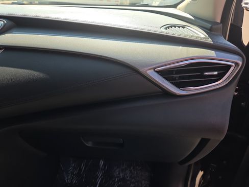 Used 2021 Buick Encore GX Select FWD image 29