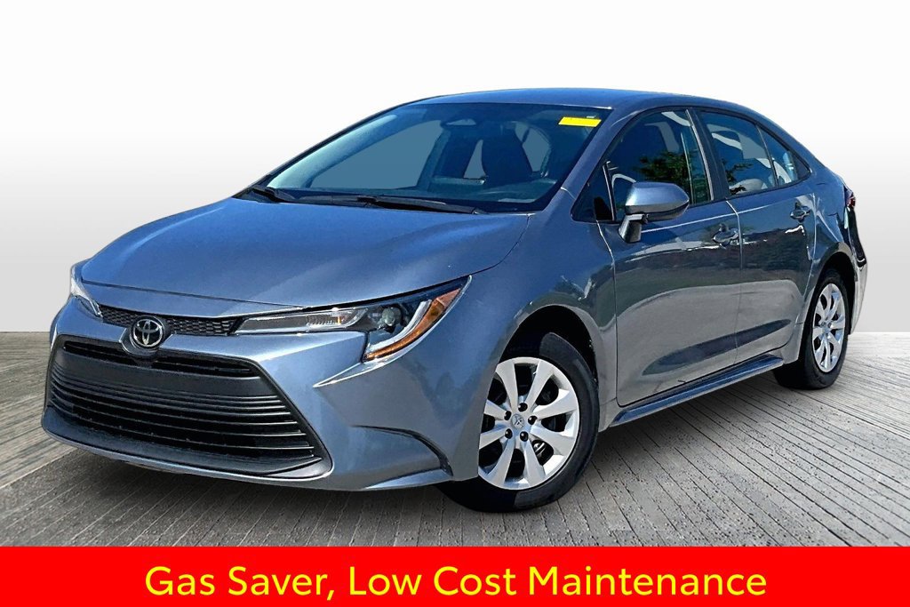 Used 2024 Toyota Corolla LE FWD image 3