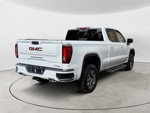 Used 2024 GMC Sierra 1500 AT4 w/ Technology Package AWD/4WD image 5