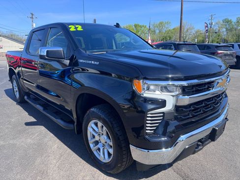 Used 2022 Chevrolet Silverado 1500 LT image 1