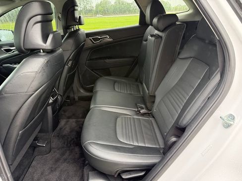 Used 2024 Kia Sportage SX AWD/4WD image 14