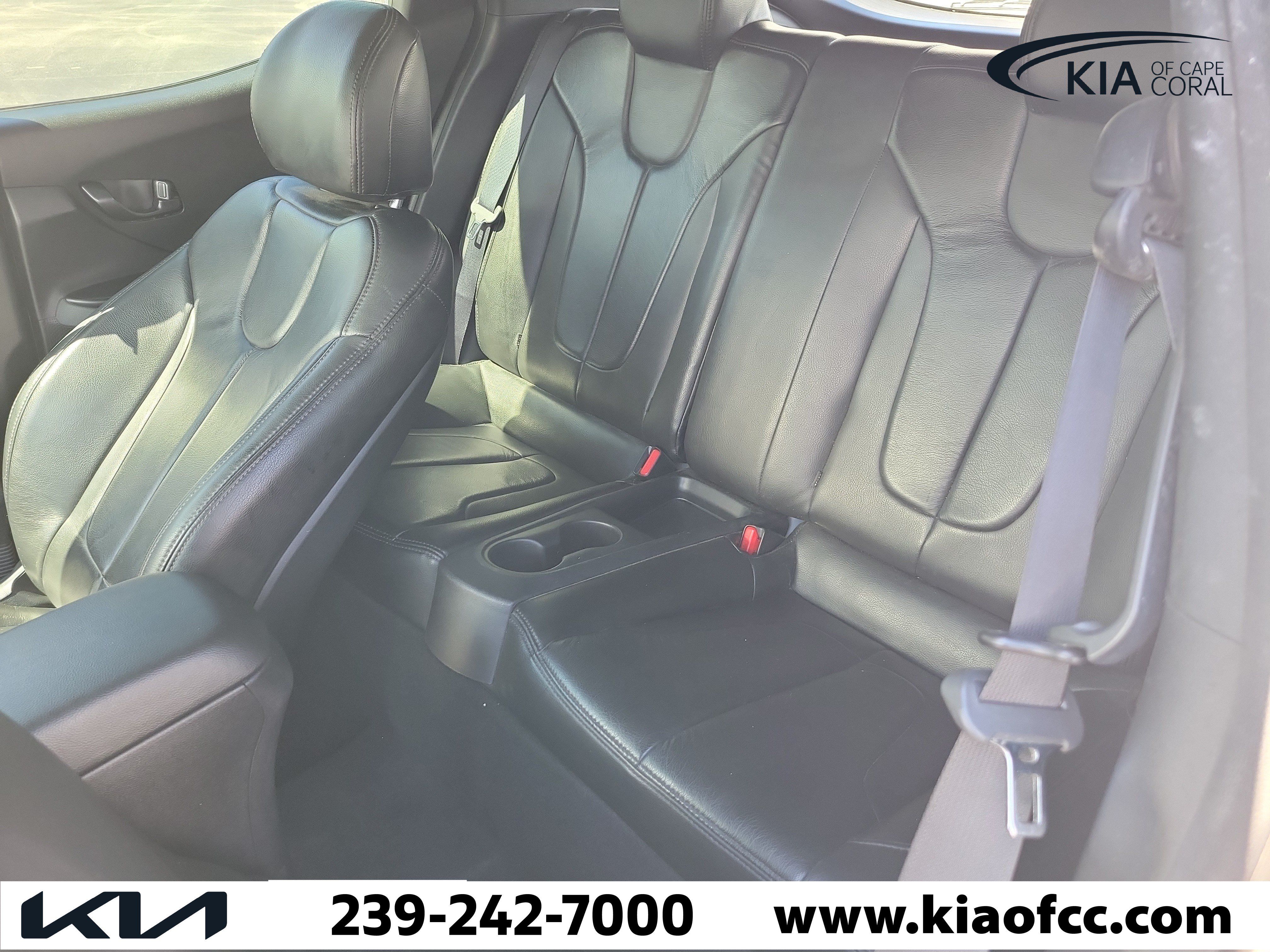 Used 2019 Hyundai Veloster 2.0 FWD image 12