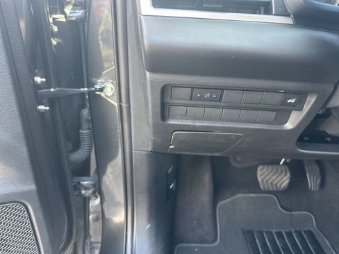 Used 2025 Mitsubishi Outlander SE AWD/4WD image 18