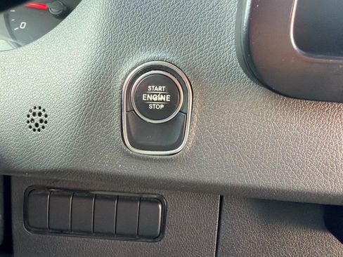 Used 2019 Mercedes-Benz Sprinter 170 image 23
