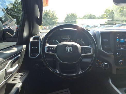 Used 2022 RAM 1500 Big Horn w/ Night Edition AWD/4WD image 18