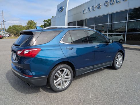 Used 2020 Chevrolet Equinox Premier AWD/4WD image 4
