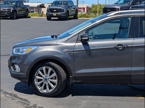 Certified 2018 Ford Escape Titanium AWD/4WD image 10