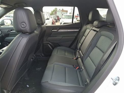 New 2026 GMC Terrain AT4 w/ Technology Package II AWD/4WD image 11
