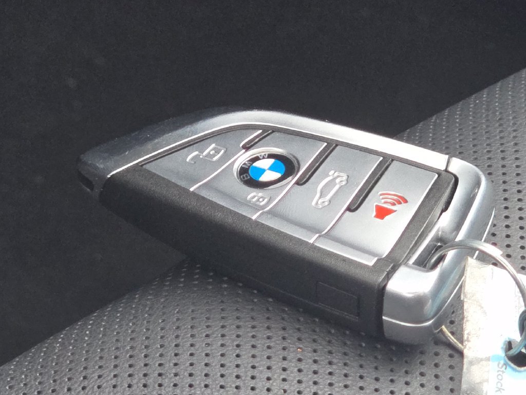 Used 2021 BMW X7 xDrive40i w/ Luxury Seating Package AWD/4WD image 39