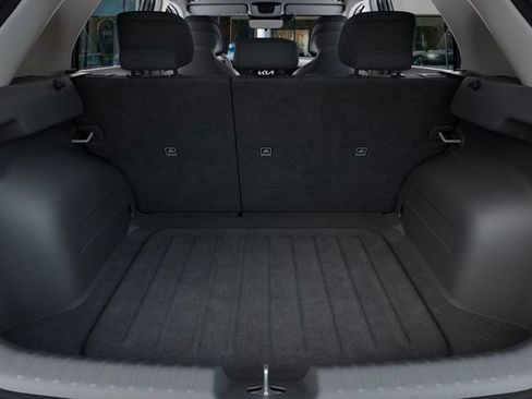 New 2026 Kia Niro LX image 19