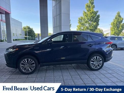 Used 2021 Toyota Venza XLE w/ Softex Package AWD/4WD image 20