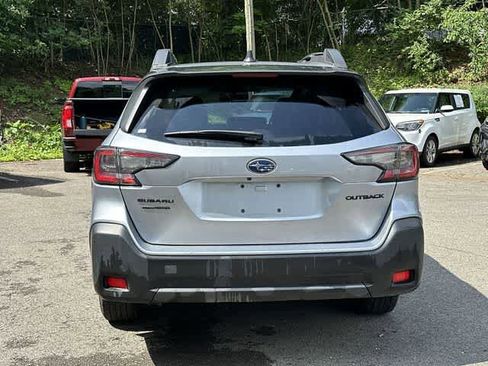 Certified 2023 Subaru Outback Onyx Edition AWD/4WD image 4