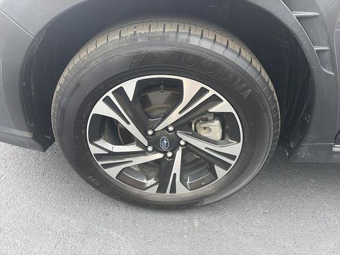 Used 2024 Subaru Crosstrek 2.0i Premium image 10