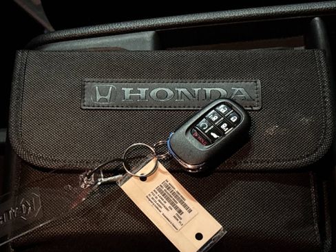 Used 2025 Honda Odyssey Sport-L image 9