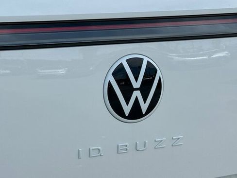 New 2025 Volkswagen ID. Buzz Pro S image 24