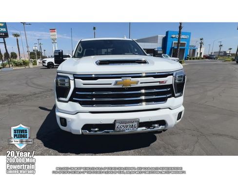 Used 2024 Chevrolet Silverado 2500 LTZ w/ LTZ Plus Package AWD/4WD image 5