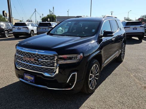 Used 2022 GMC Acadia Denali w/ Denali Ultimate Package FWD image 4