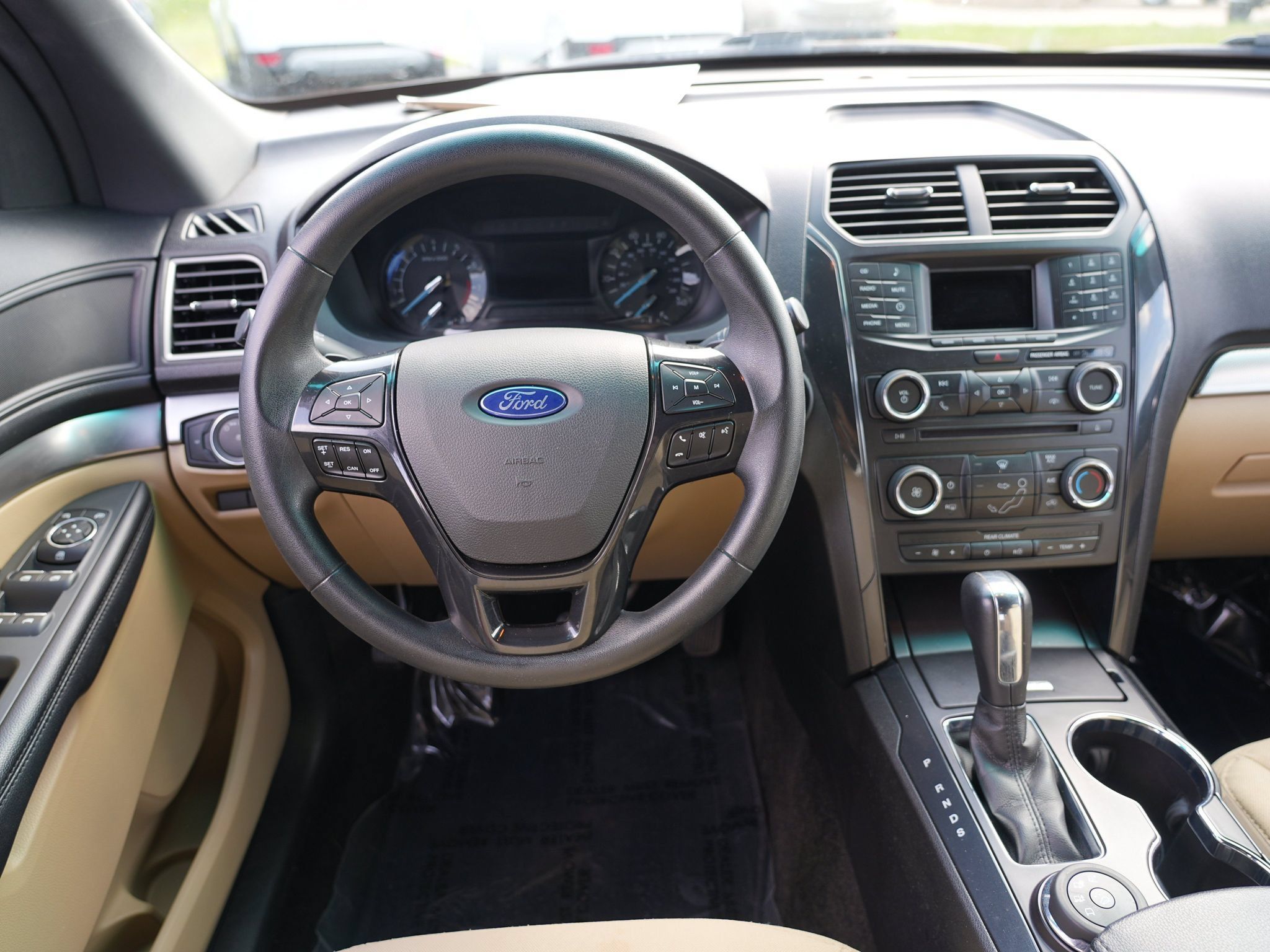 Used 2017 Ford Explorer 4WD image 19