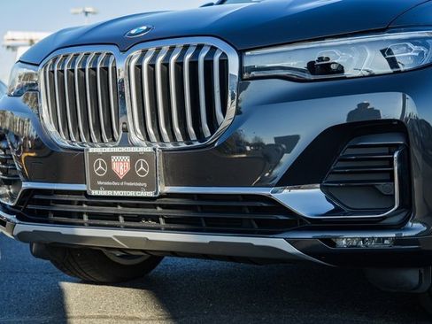 Used 2022 BMW X7 xDrive40i w/ Premium Package image 13