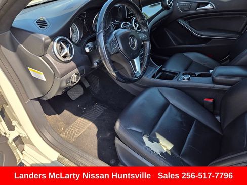Used 2014 Mercedes-Benz CLA 250 image 17