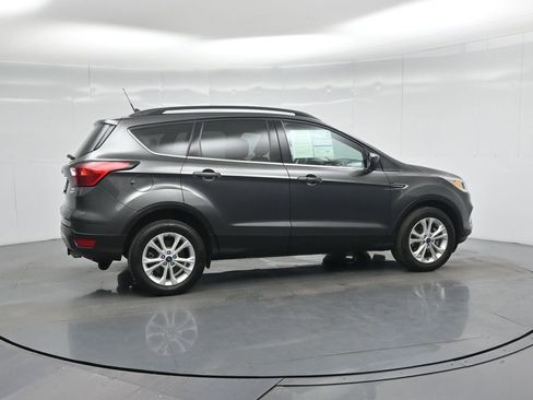 Certified 2019 Ford Escape SEL image 22